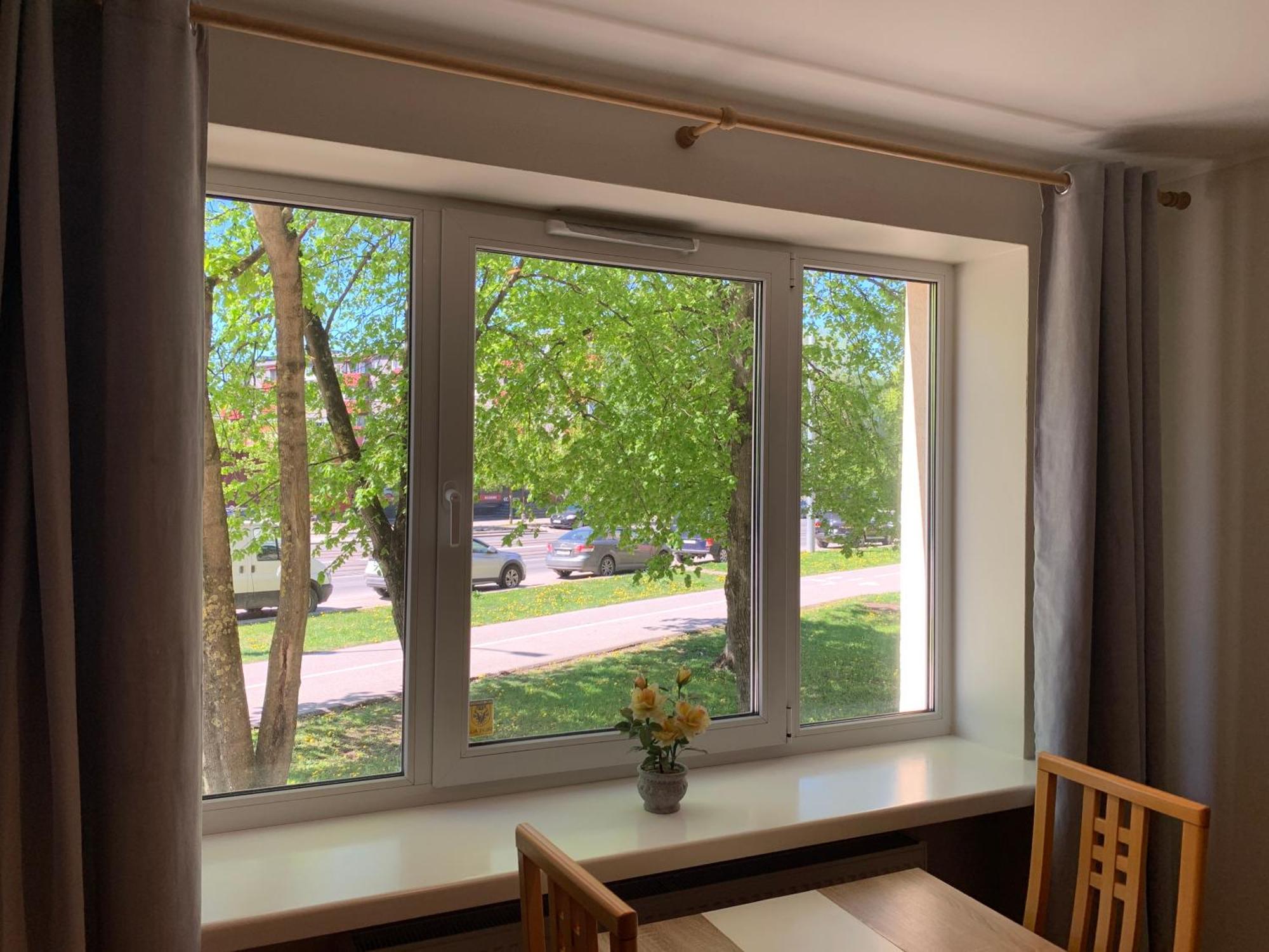 Dikol Two-Room Apartment-Self Check-In & Free Parking Near City Center Tallinn Kültér fotó