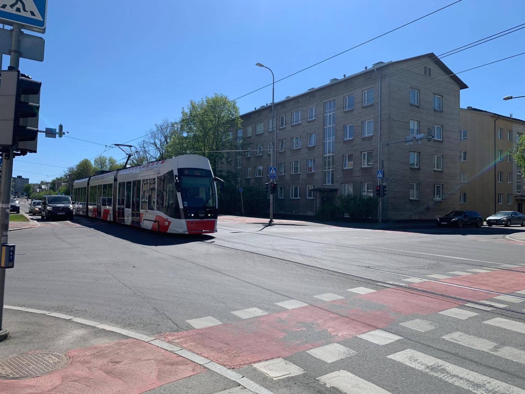 Dikol Two-Room Apartment-Self Check-In & Free Parking Near City Center Tallinn Kültér fotó