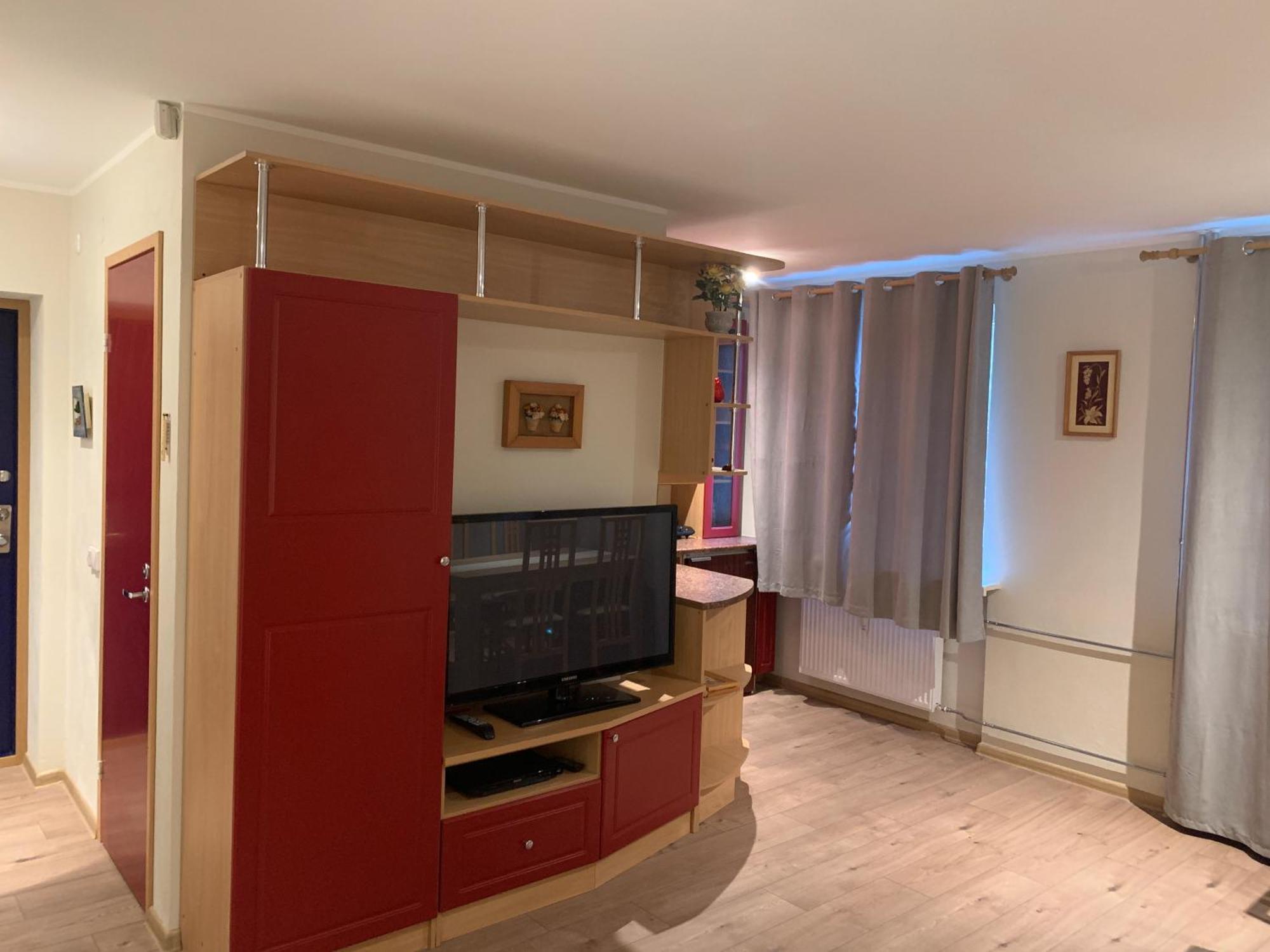 Dikol Two-Room Apartment-Self Check-In & Free Parking Near City Center Tallinn Kültér fotó